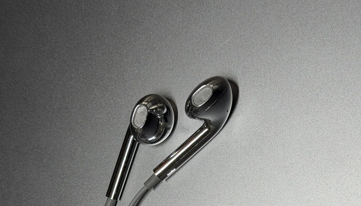 KROM earphones close-up